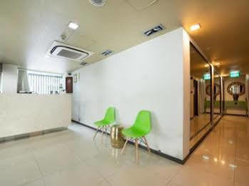Reddoorz @ Aljunied Hotel